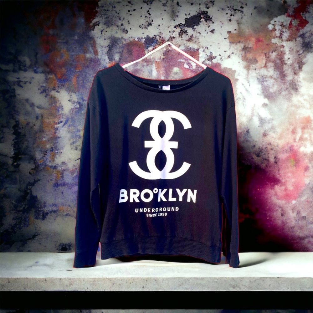 Women’s H&M Divided Brooklyn Underground Print | Size Small